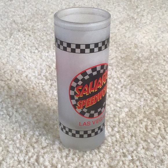 Set of 2 Racing Shot Glasses - Picture 6 of 12